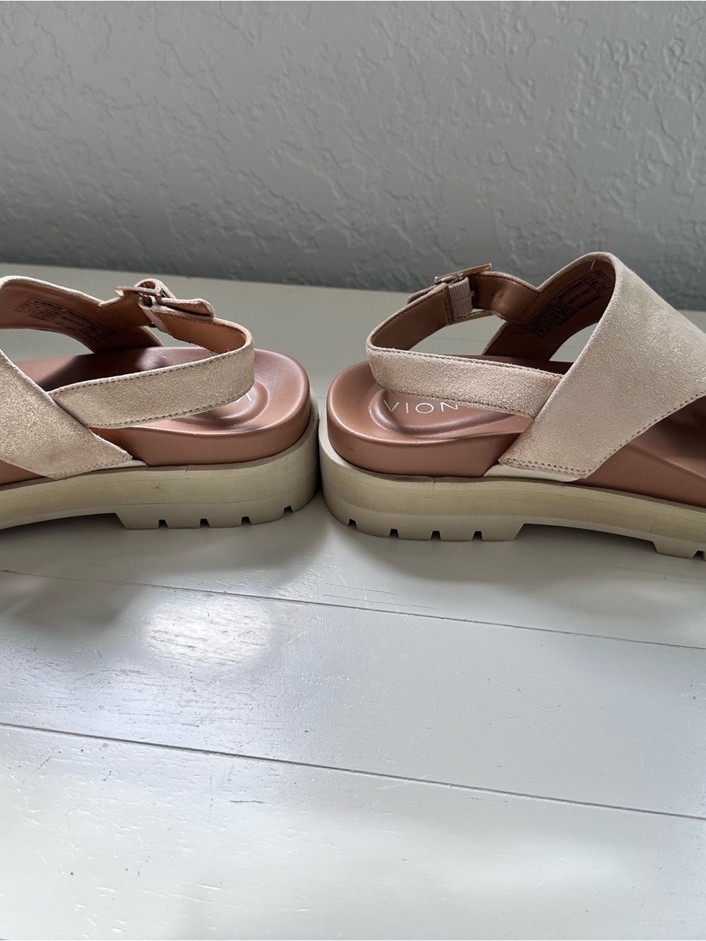 Vionic Alondra Lug Metallic Cream Platform Slingback Sandal - Women Sz 7 - Picture 5 of 9